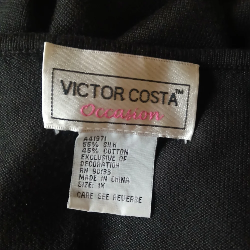 Victor Costa Vintage Black Scoop Neck Short Sleeved Silk Blend Sweater Size 1X